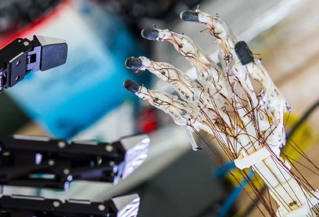 INNOVÁCIÓ A PPKE ITK-n létrejött Technológai Transzfer Iroda (TTI) célja az egyetemen születő gazdasági potenciállal bíró szellemi alkotások, kutatási eredmények proaktív felkutatása, befogadása,