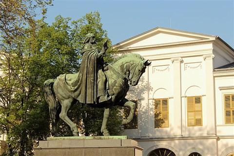 A Szent István-i út - volt-e alternatíva ezer esztendővel ezelőtt? - II. rész Szent Istvánnak Koppány legyőzése után még korántsem került a birtokába az egész ország.