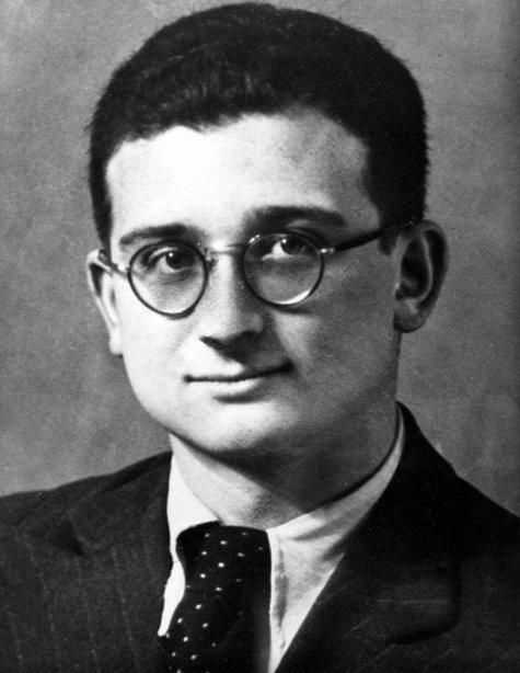 A "haladó" baloldal máig vállalt emblematikus figurája: Ságvári-Spitzer, a csendőrgyilkos zsidó terrorista 1945 után, a kommunista érában Ságvári személye köré szabályos kultuszt épített ki a