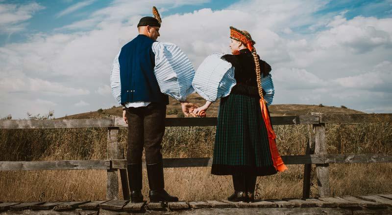 Kocsi szekér l A KAPUBA A SZEKÉR Szék (Szolnok Doboka megye), Lajtha László 2 & 4 A ka pu ba a sze kér, El jött a meny asz szo nyért, ÉLETKÉP & A meny asz szony azt mond ja, Nem me gyek férj hez so