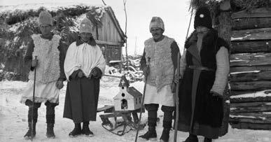 ÜNNEPEK, NÉPSZOKÁSOK ÉRMIHÁLYFALVI (ROMÁN) BETLEHEMES részlet (a II. világháború után az 1950es évek közepéig játszották) Betlehembe jer, pajtás Alkossatok csoportokat!