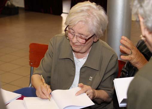 2019. október 1-jén, délután került sor arra a könyvbemutatóra, mely nyugodtan nevezhetõ várostörténeti eseménynek is, hiszen nem mindennap esik meg és nem is mindenhol vállalkoznak arra, hogy egy