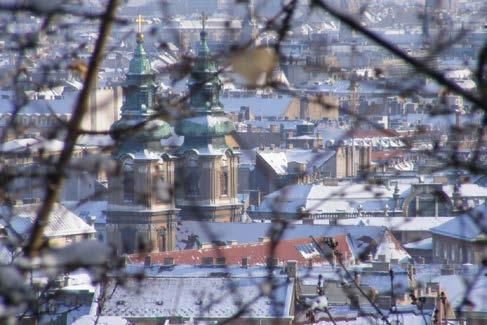 számára, akik már jócskán a pohár fenekére néztek. Isten nagylelkű! Jézus gyakran éppen az ünnepek idején jelent meg a templomban, és hirdetett jó hírt az ünneppel kapcsolatban. És húsvétkor halt meg.