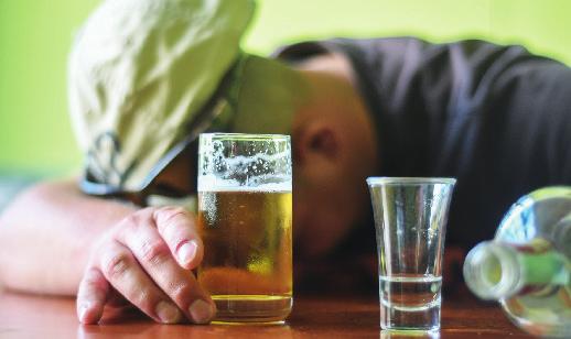 4. Árnyék 2020. augusztus 13. Mindig van más választás 1. Alkohol, speed, kokain, aztán még több alkohol.