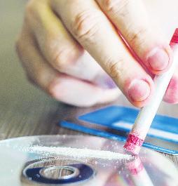 Nagyon nehéz volt elfogadnia, hogy nem ő, hanem az alkohol irányítja az életét, de amikor végül mégis beismerte ezt, onnantól egy új életet kapott.