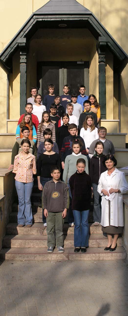 7.d 1. Balog Márta 2. Budai Dávid 3. Bursics Klára 4. Csulak Emese 5. Debreczeni Dániel 6. Farkas Nóra 7. Geda Márton 8. Györbiró Csilla 9. Hamod Csenge 10. Horváth Viktória 11. Kiss Eszter 12.