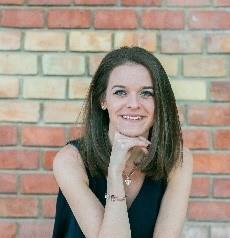 Tanácsadó (Angol Nyelvű) / Psychological Consultant (In English) Illés Eszter