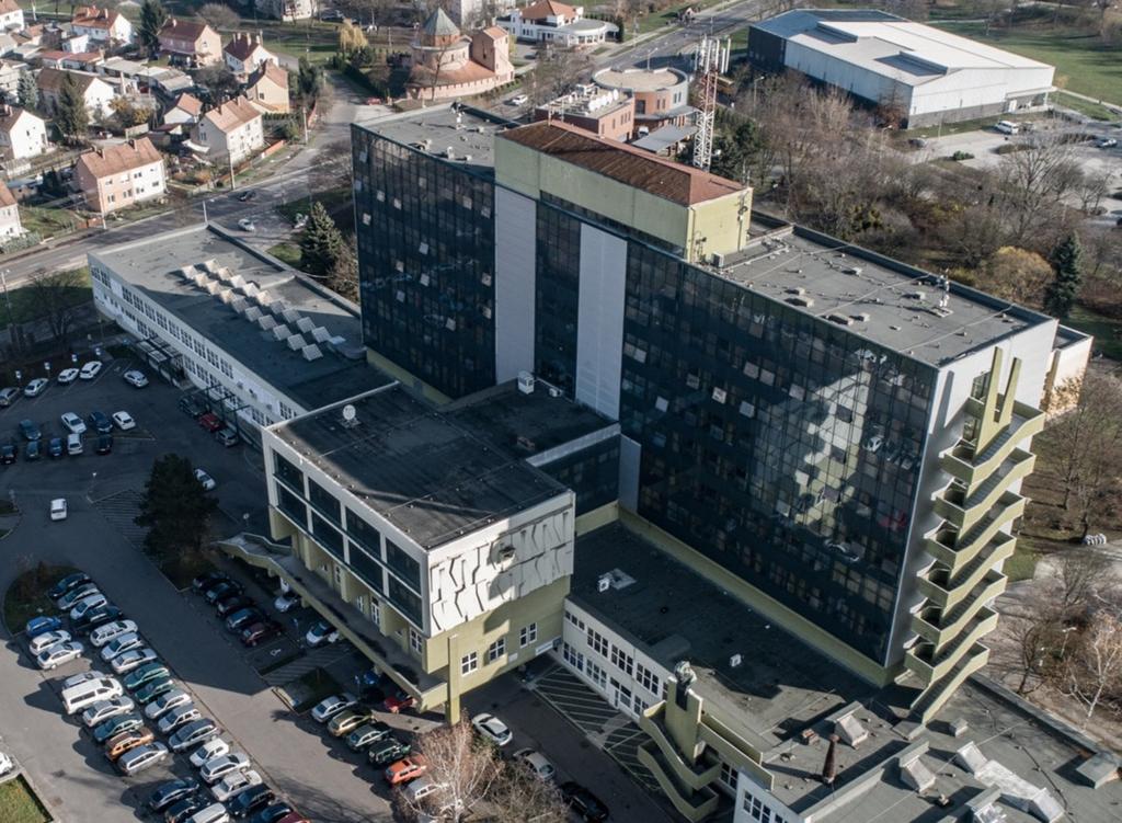 intézménynek. A Kazincbarcikai Kórház Nonprofit Kft.