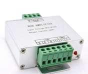 teljesítmény / Rated power: 72W (12V DC) / 144W (24V DC) Frekvencia / Frequency: 433,92Mhz Kimeneti áramerősség / Output current: 2A