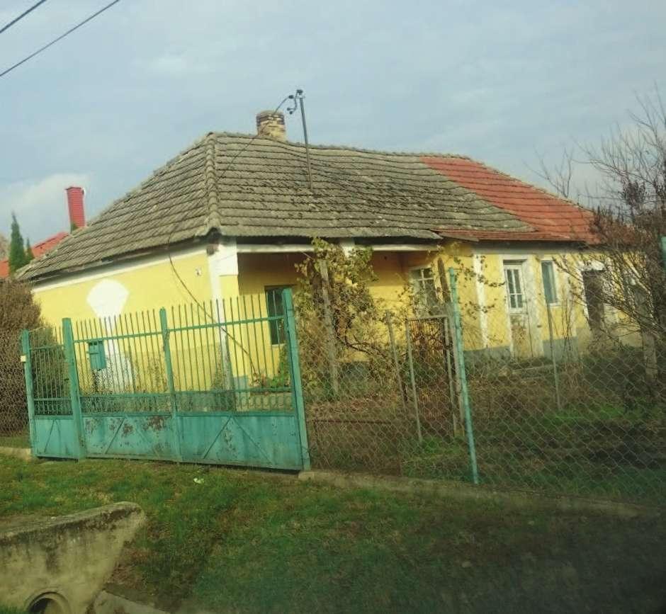 22 Településképi szempontból meghatározó területek FALUSIAS LAKÓTERÜLET A településközpontot körbe ölelve alakult ki.