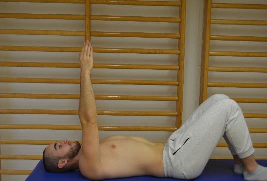 Nagyízületek ortopédiai fizioterápiája váll, csípő, térd korai aktiválását kezdjük. - Scapula stabilizátorok és rotátor köpeny erősítésére (m. serratus anterior, m.