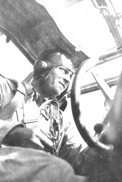kép: Mocsáry István őrnagy (1901-1942) volt a 4. bombázó osztály parancsnoka 1942-ben.