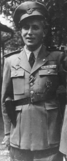 kép: Szentgyörgyi Dezső zászlós (1915-1971) volt a magyar királyi honvéd légierő legeredményesebb vadászpilótája a második