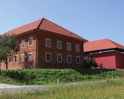 4273 UNTERWEISSENBACH EINSATZ SCHAFWOLLDÄMMUNG IN DER FASSADE CSALÁDIHÁZ MIESENBERGER ÉPÍTTETŐ: MIESENBERGER CSALÁD