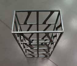 Az idei alkotótábor hat művésze vasból, acélból, alumíniumból készítette el a műveket, de volt, aki 3D-s nyomtatást is használt.