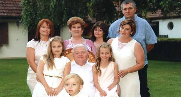 2007-ig négyfős ügyvezetői gárda vitte a Tanyacsárda Kft. ügyeit. Bő tíz évvel ezelőtt azonban a cég alapítója, Gömöri Ferenc úgy döntött, hogy 35 év után befejezi itteni munkáját.