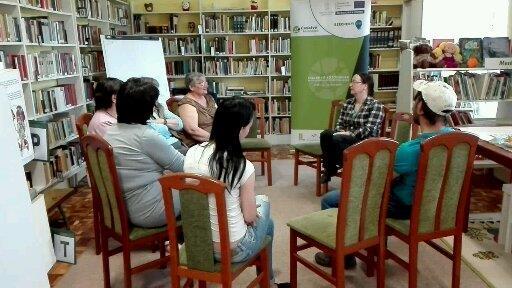 a gasztronómia, valamint a múlt örökségének tisztelete és szélesebb közönség elé tárásának kifejezett óhaja sem.