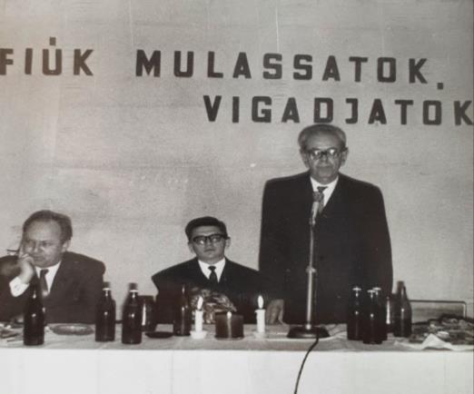 Verő József akadémikusnak (10.