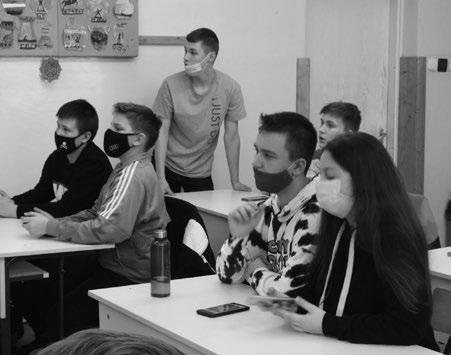 Bár sem karácsonyi koncertet, sem falukarácsonyt nem tudtunk tartani, reméljük örömöt szereztünk ezekkel a szép felvételekkel.
