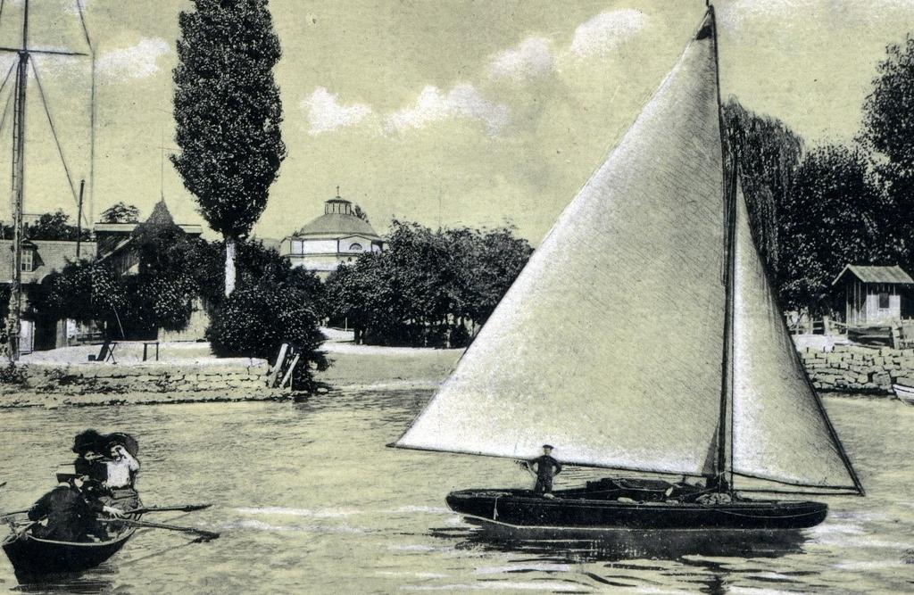 1986. október 31. 35 éve A Vasutas Üdülő előtt dr. Ungvári István orvos felavatta dr. Mangold Henrik (1828 1912) orvos emléktábláját és emlékkövét.