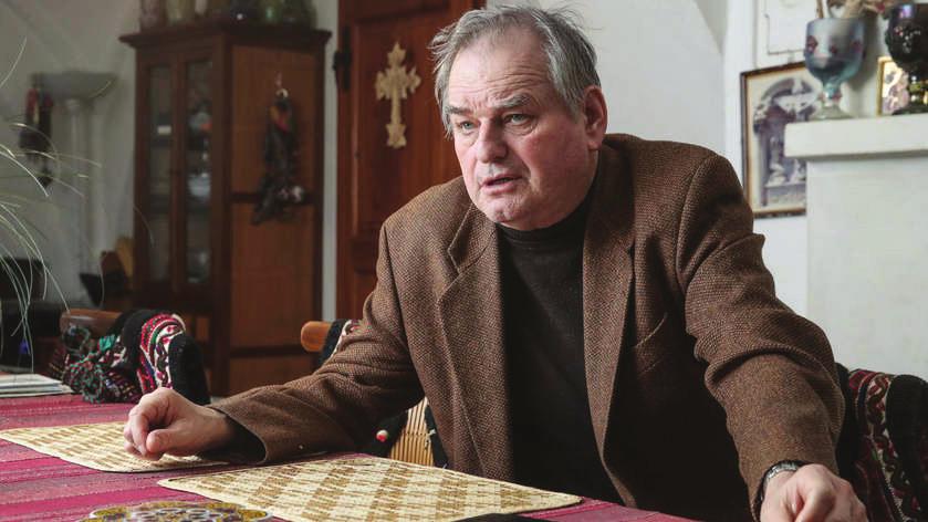 Zwollei Harangszó 2020/14 11 Ukrajnában 2021 január 1-jétől megszűnt a kisebbségi nyelvű oktatás Ez év kezdetétől csakis ukrán nyelven folyhat oktatás az ukrajnai iskolákban, annak ellenére, hogy