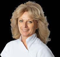 07. A PFLA orvosi csoportjának bemutatása Dr. Pelle Judit, Gebauer Krisztina, Hegyi Karina 1980-ban, amikor elkezdte az orvosi egyetemet Debrecenben, már nem fért bele ennyi edzés.