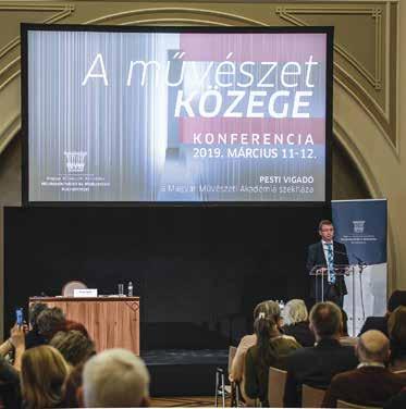 nyelvre történő fordításával járult hozzá a magyar megjelenéshez. A Fesztivállal párhuzamosan rendezték a Teheráni Animációs Vásárt is, amelyen Orosz István akadémikus és dr.