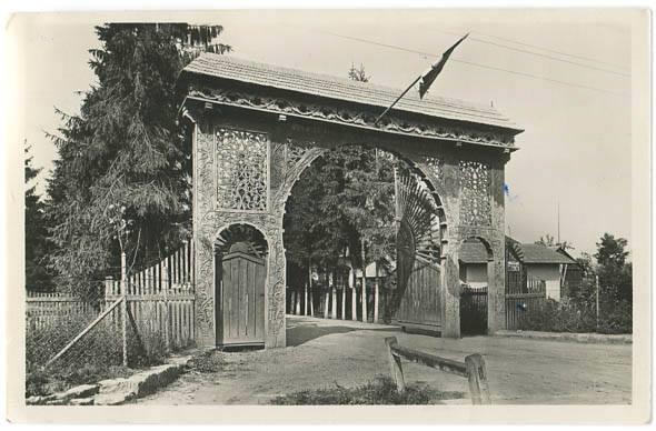 lévő és erre a célra szánt 35 holdas gazdaságában történt. Az évek folyamán, 1939-ig a tanulók száma folyamatosan emelkedett, 1941-ben már elérte a 69- et, 2 előadó és egy szaktanár felügyelete alatt.