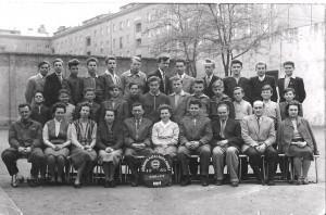 72 Mert ha nem, akkor én Orbán Viktor helyében azt mondtam volna: kedves Bill, nekünk sajnos van némi problémánk ezzel a koszovói beavatkozással kapcsolatban.