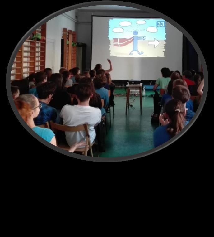 foglalkozások keretében zajlanak.