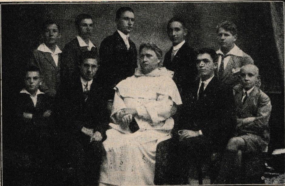 5. kép Juvenisták látogatása Budapesten (1927)