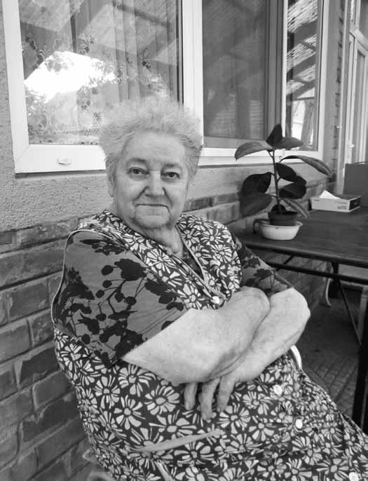 A tanya megmarad 187 tagosítás, mégis eltűnt a tanyák legnagyobb része, mára három maradt, mert ha meg is változott a környéke meg a tevékenység, csak tanyának mondom én.