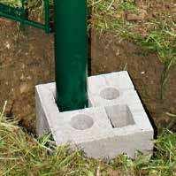 Kerítésalap építése egyszerűsített kerítésépítéshez Lyukméretek: 6,2 x 4,2 cm (6,0 x 4,0 cm-es