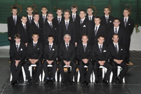 2012/12 2 www.gepeszeti.hu SZALAGAVATÓ Gergely Lilla 10.
