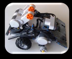 A robotnak teljesen autonómnak kell lennie, de a korábban betáplált programok között lehet váltani a körök előtt, de kör közben már nem.