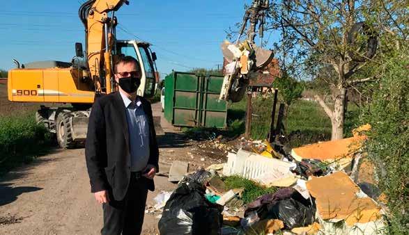 Szeberényi Gyula Tamás alpolgármester elmondta, hogy az ilyen akciók tüneti kezelést jelentenek. A valós cél, hogy a hulladék ne termelődjön újra.
