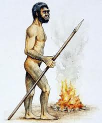 Felegyenesedett ember (Homo erectus) a negyedidőszak elején élt.