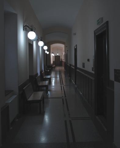 világításának korszerûsítése történt meg, míg folyamatban van a