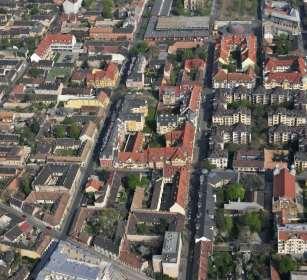 Újpest Városközpont területen számos értékvédett épület található, így az örökséggel kapcsolatos irányadó ajánlások megtartása is fontos. Nemesebb építészeti anyaghasználat indokolt.