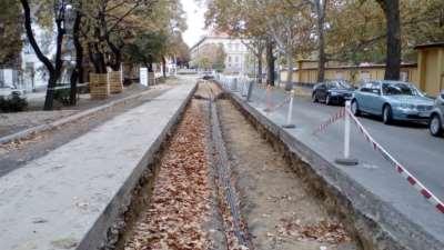 TRAM-TRAIN TIG MŰSZAKI TARTALOM - KÖZÚTI VASÚTI MUNKÁK 3,5 km jellemzően középfekvésű, egyvágányú villamospálya épül; 5 megállóhely ebből