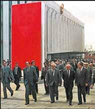 IV. FEJEZET A SZSZKSZ NÉPKÉPVISELŐINEK KONGRESSZUSA A Szovjetunió népképviselőinek I. kongresszusa. 1989?? Miért váltott ki ez a kongreszszus nagy visszhangot a társadalomban?