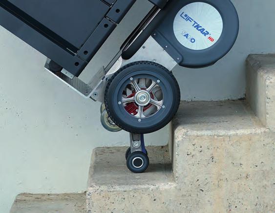 Ha a magas tárgyak áthelyezése korábban egyensúlyozó mutatványt jelentett, most a LIFTKAR HD Universal erőteljes motorjával könnyedén megoldja ezt.