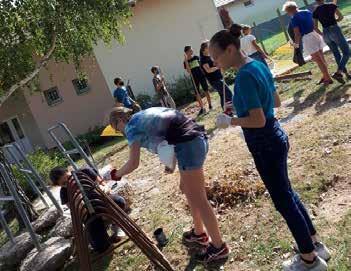 Különösen fontos, hogy a vízelvezető árkok állapota megfelelő legyen a csapadék lehető legnagyobb mértékű elvezetésére.