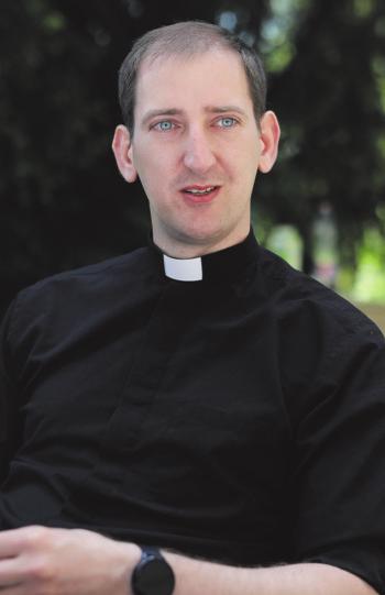 Előfordulhatnak például apró félreértések a püspökeink között, egy-egy rejtettebb gondolat, amit ők nem biztos, hogy kimondanak.