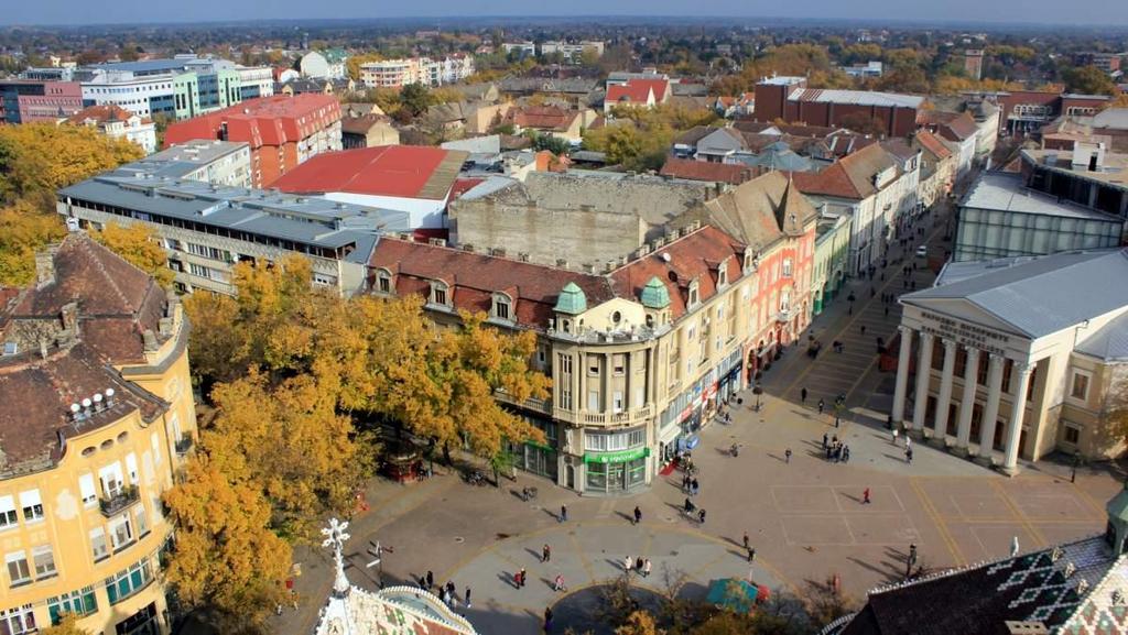 valamint számos nemzetiségi nyelven működő
