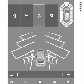 AUTOMATA PARKOLÁS (1/5) 1 A 3 2 A gépkocsi lökhárítójába épített, 3 nyilakkal jelölt ultrahangos érzékelőkkel ez a funkció segít hozzáférhető parkolóhelyeket találni, és segíti a parkolási műveletet.