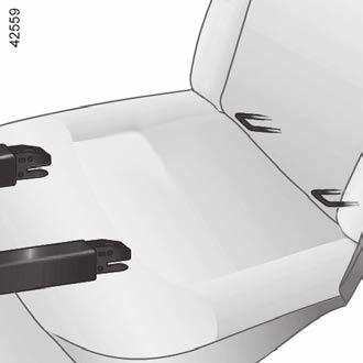 GYERMEKEK BIZTONSÁGA: gyermekülés rögzítésének kiválasztása (2/3) Rögzítés ISOFIX rögzítőrendszerrel Az ISOFIX gyermeküléseket az ECE-R44 rendelkezés az alábbi kategóriákba sorolja: univerzális