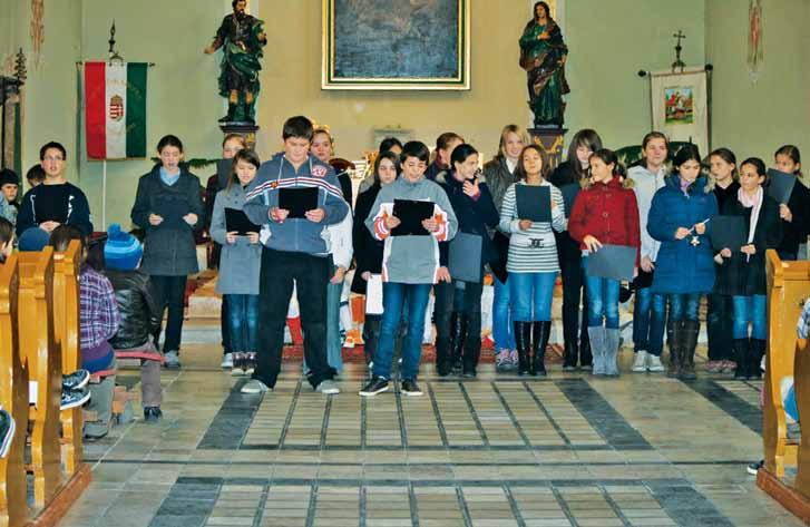 ISKOLA Szent Márton-napi megemlékezés Az iskolában már jóval az ünnep elôtt elkezdôdtek az elôkészületek, hogy méltóképpen