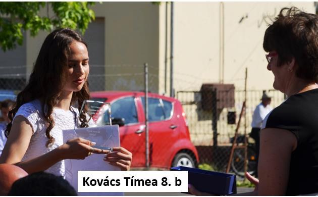 b Erdei Dorina Flóra példás magatartású és szorgalmú, jeles tanulmányi eredményt elérő diákunk.