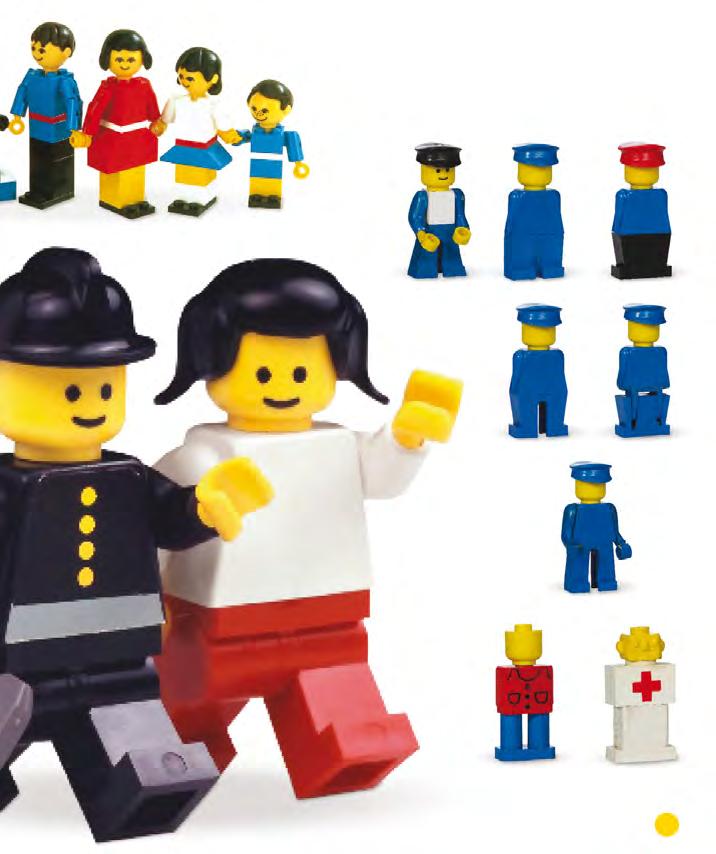 LEGO Family A minifigurák legnépszerűbb előfutárai a LEGO Family figurák voltak, amelyek 1974-ben jelentek meg a 200-as készletben.